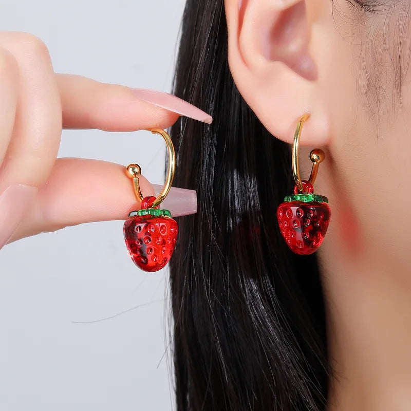 Aretes fruta resina