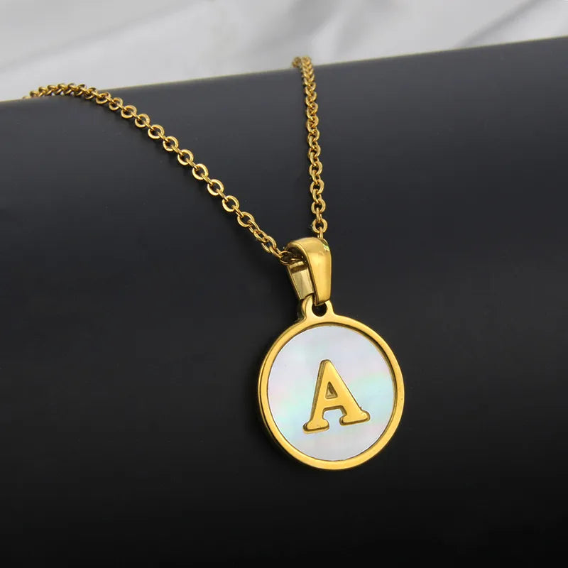 Collar circular letras Dorado