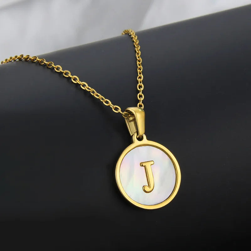 Collar circular letras Dorado