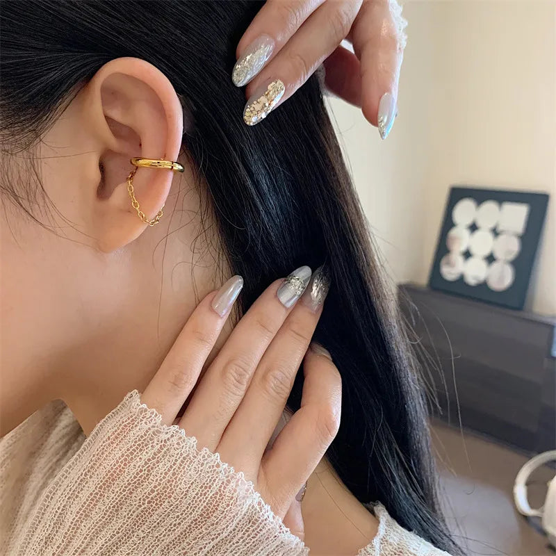 Ear Cuff Cadena
