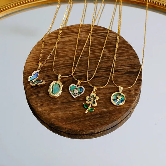 Collar varias figuras